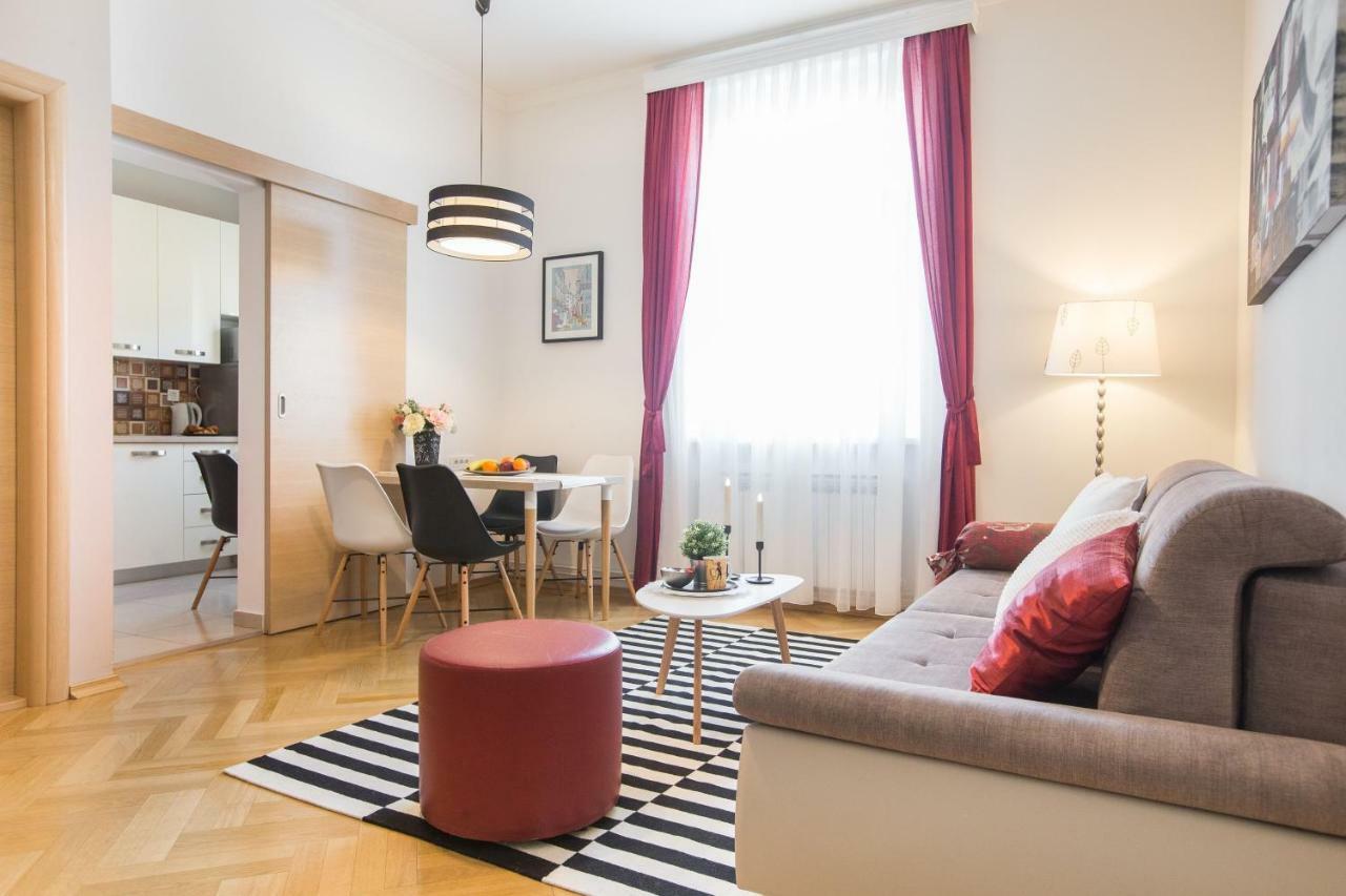 Apartamento Angela Main Street Luxury Oasis & Free Parking Zagreb Exterior foto